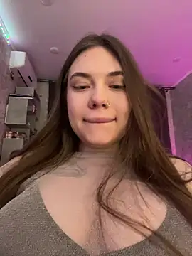 Snapshot of Vikki_toriya chatting on 02-27-25, 12:25 Vikki toriya online show from 02-27-25, 12:25