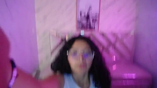 Snapshot of victoria_castillo_b chatting on 03-13-25, 06:37 victoria castillo b online show from 03-13-25, 06:37