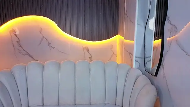 Snapshot of victoria_castillo_b chatting on 02-05-26, 07:53 victoria castillo b online show from 02-05-26, 07:53