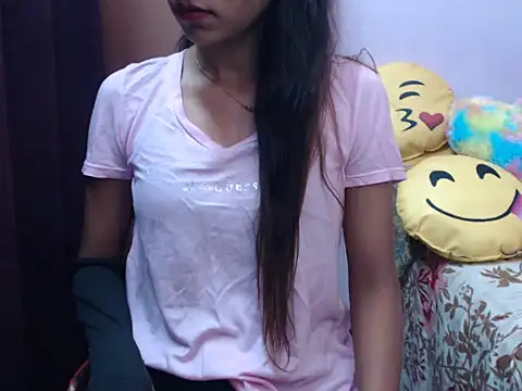 Angel kiyara online show from 10-17-25, 06:53