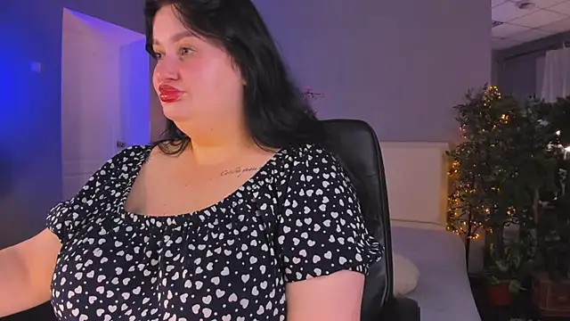 MonaSteele online show from 05-15-26, 05:27