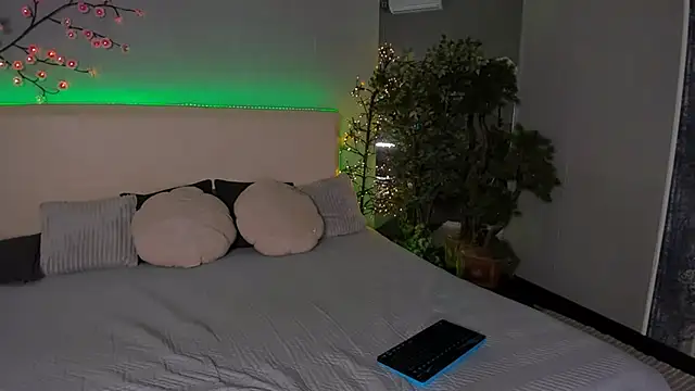 MonaSteele online show from 03-06-26, 01:28