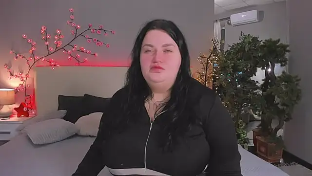 MonaSteele online show from 02-04-26, 02:01