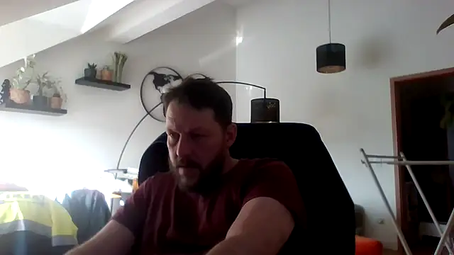 BennyLommy online show from 03-11-26, 03:06