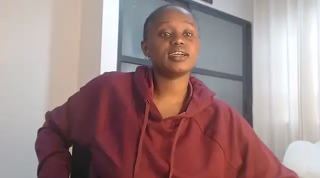 Snapshot of Lafaye19 chatting on 12-19-24, 04:23 Lafaye19 online show from 12-19-24, 04:23