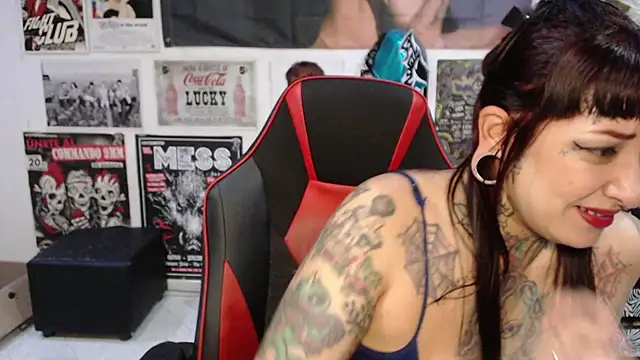 Rollyderolandia666 online show from 04-13-26, 09:41