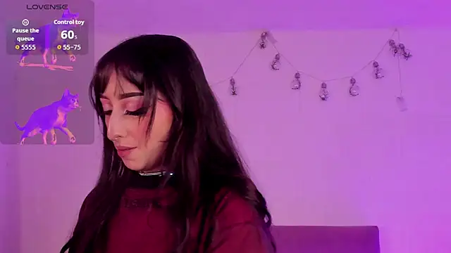 Snapshot of v1cky_ chatting on 12-16-25, 11:09 v1cky online show from 12-16-25, 11:09