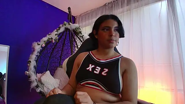 Emmapark  online show from 02-05-26, 08:48