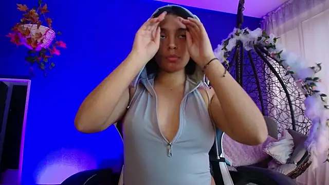 Emmapark  online show from 03-31-26, 06:32