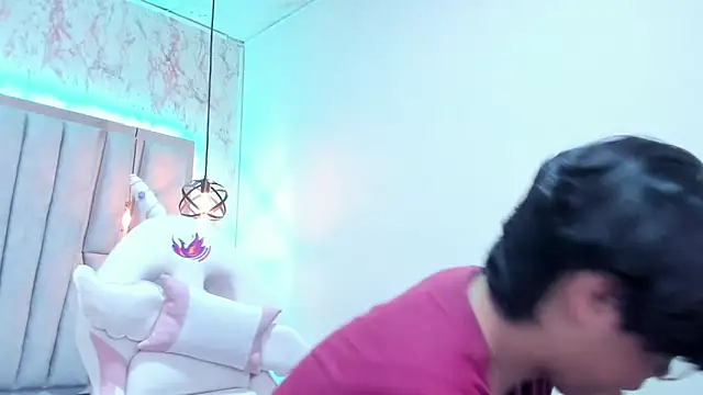 Emmapark  online show from 03-05-25, 06:56