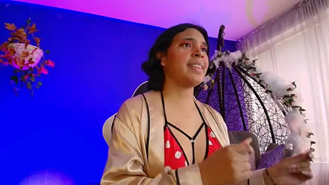 Emmapark  online show from 04-08-26, 07:04