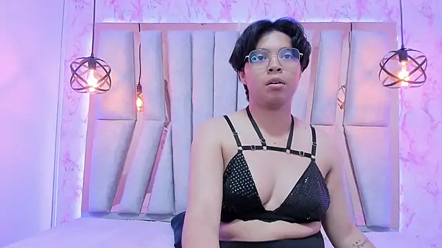 Emmapark  online show from 03-11-25, 10:31