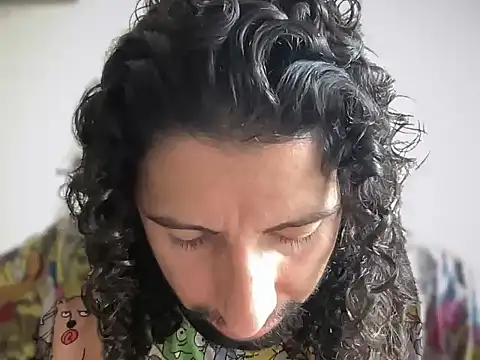 littlelatinhunter online show from 03-13-26, 07:30