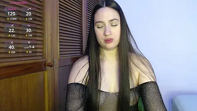 sofiaduque 26 online show from 09-29-25, 07:41