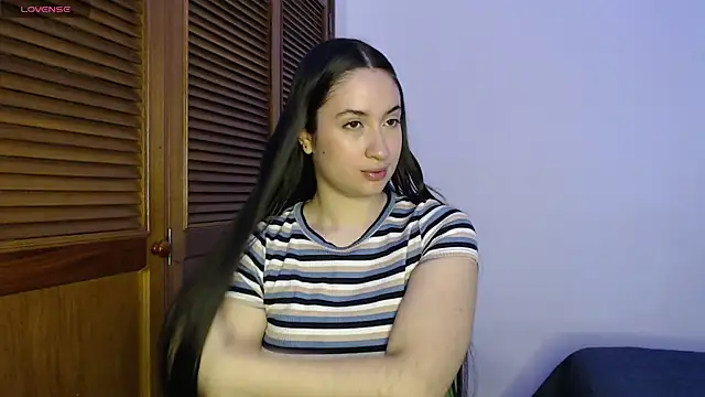 sofiaduque 26 online show from 11-21-25, 08:30