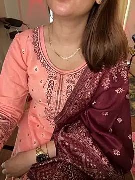 Snapshot of Jen_jennyy1 chatting on 11-20-25, 07:03 Jen jennyy1 online show from 11-20-25, 07:03