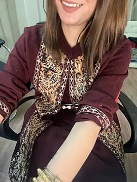 Snapshot of Jen_jennyy1 chatting on 02-26-25, 10:15 Jen jennyy1 online show from 02-26-25, 10:15