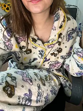 Snapshot of Jen_jennyy1 chatting on 03-10-25, 09:07 Jen jennyy1 online show from 03-10-25, 09:07