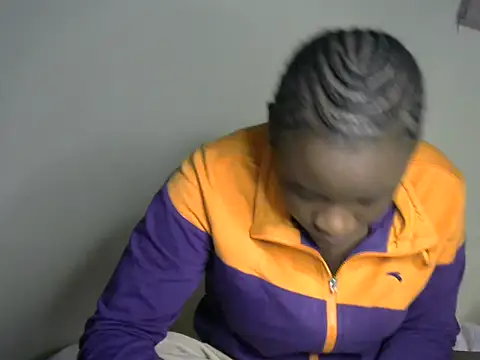 Novah  online show from 11-18-25, 02:16