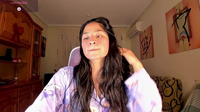 bella apont online show from 02-17-25, 06:28