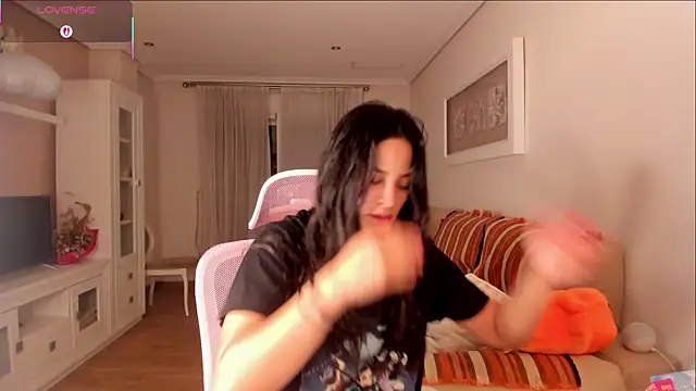 bella apont online show from 09-28-25, 11:12