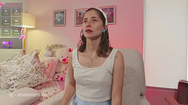 KittyAna online show from 10-23-25, 07:12