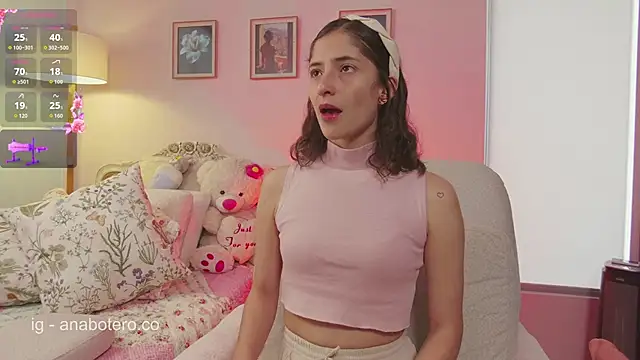 KittyAna online show from 09-10-25, 07:46