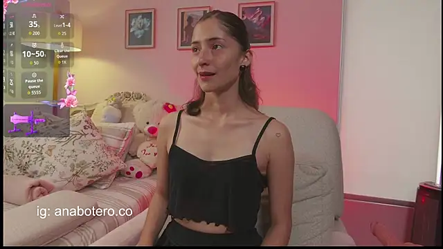 KittyAna online show from 11-20-25, 07:58