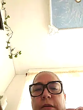 MARIANMILLS   online show from 12-19-24, 08:13