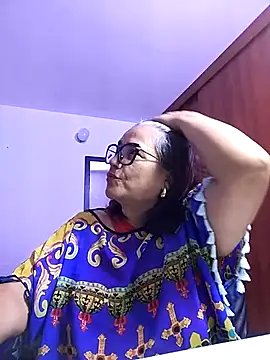 MARIANMILLS   online show from 12-14-25, 02:18