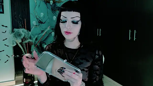 Madison Jackson online show from 01-15-26, 08:56