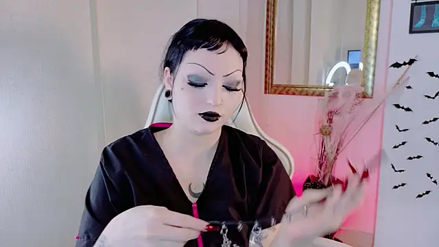 Madison Jackson online show from 04-23-26, 07:59