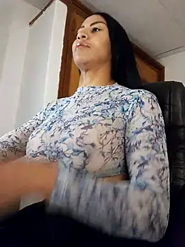 Charlotte Bayron online show from 02-02-26, 12:09