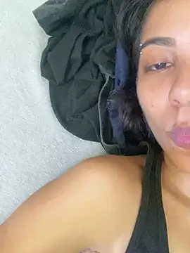 Julinhasz online show from 03-20-26, 06:09