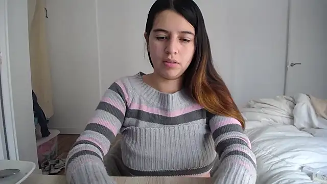 Snapshot of Contantin_helena chatting on 01-08-25, 01:41 Contantin helena online show from 01-08-25, 01:41