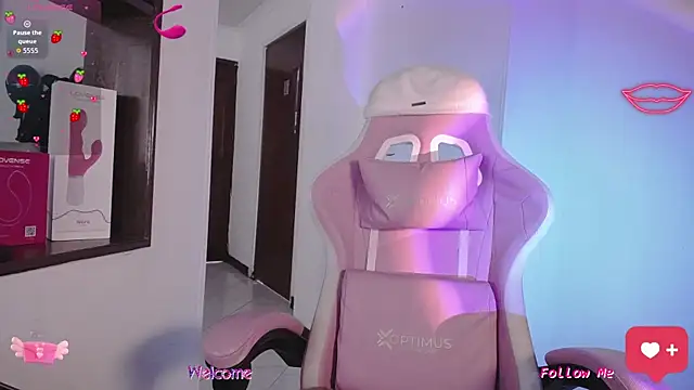 SexyLuna   online show from 01-12-26, 07:53