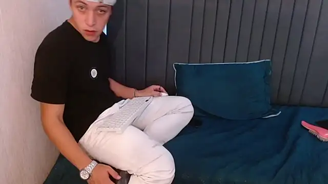 24 7horny  online show from 03-23-26, 12:49