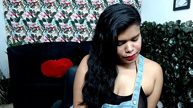 Snapshot of Wendy_Hot_ chatting on 02-12-25, 07:23 Wendy Hot online show from 02-12-25, 07:23