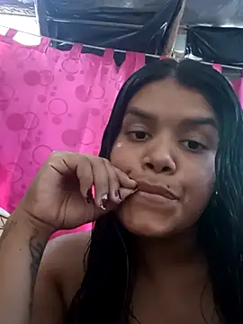 Snapshot of Wendy_Hot_ chatting on 03-19-25, 06:34 Wendy Hot online show from 03-19-25, 06:34