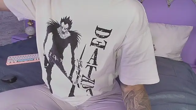 Giaa Ross online show from 04-11-26, 07:39