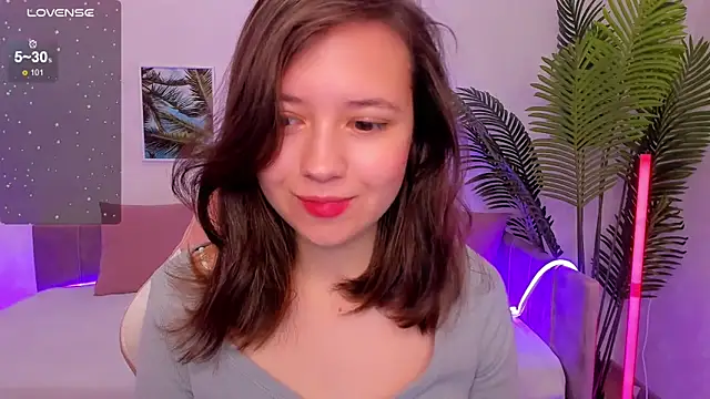 Snapshot of Lina_Brownie chatting on 09-20-25, 02:16 Lina Brownie online show from 09-20-25, 02:16