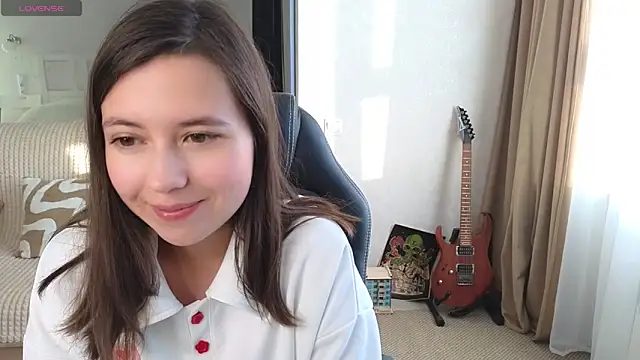 Snapshot of Lina_Brownie chatting on 09-30-25, 11:16 Lina Brownie online show from 09-30-25, 11:16