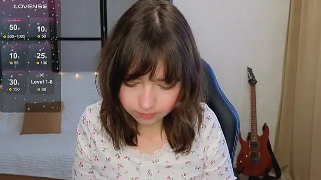 Lina Brownie online show from 12-05-25, 04:33