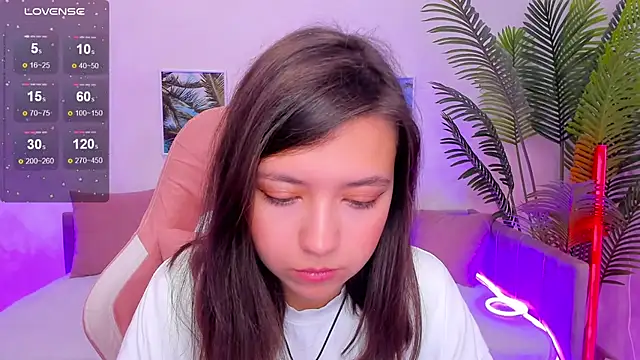 Snapshot of Lina_Brownie chatting on 10-03-25, 02:26 Lina Brownie online show from 10-03-25, 02:26