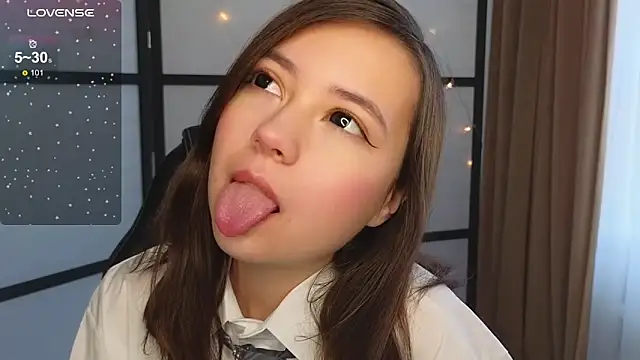 Lina Brownie online show from 10-26-25, 03:18