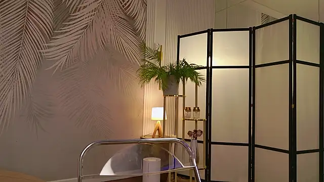 Miley Smile online show from 02-21-26, 06:48