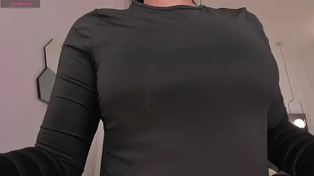 AlyssaDean online show from 11-16-25, 11:59