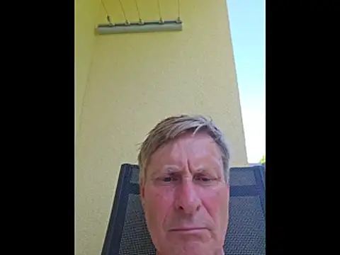 johnnym1 online show from 05-26-26, 12:25