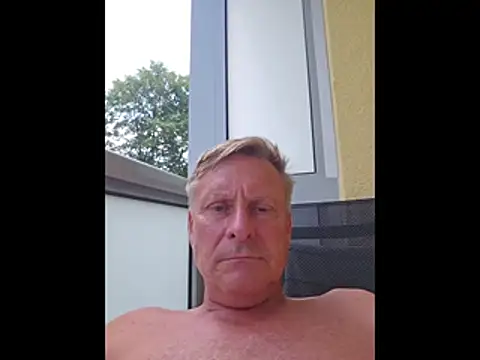 johnnym1 online show from 06-26-26, 11:49