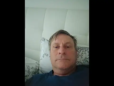 johnnym1 online show from 02-09-26, 06:55